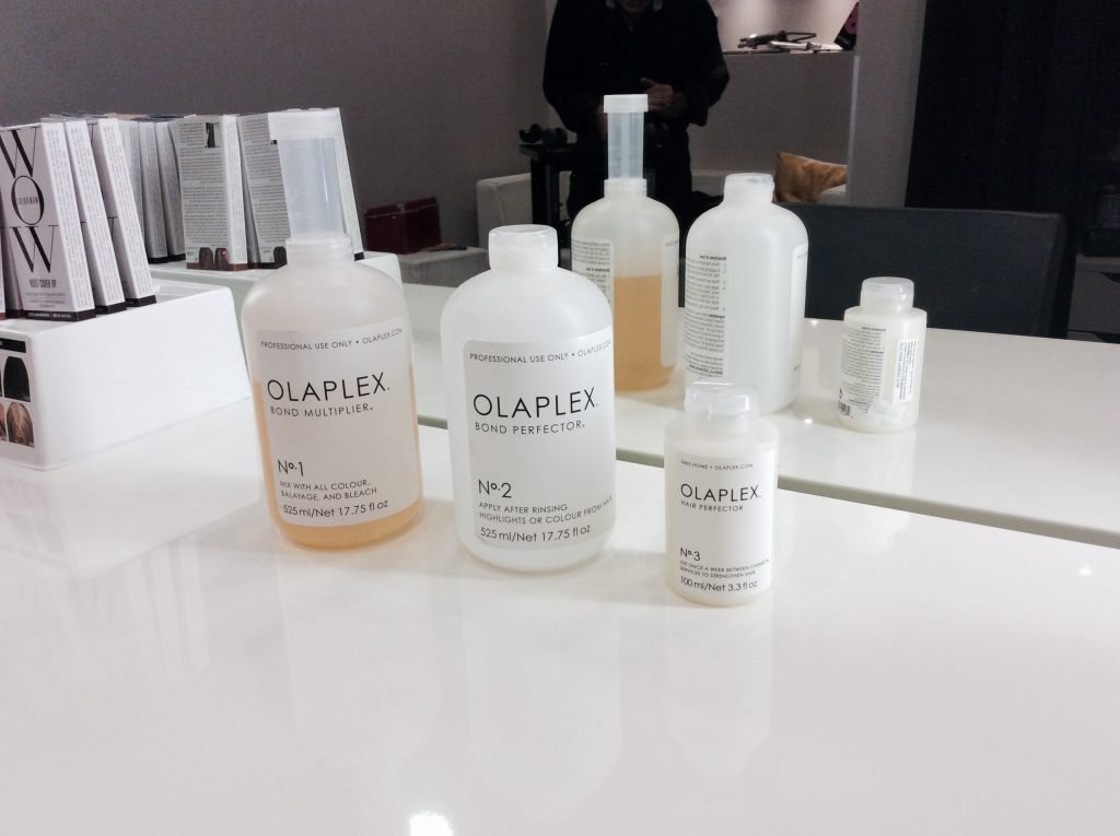 capelli-dannegiati-decolorazione-olaplex